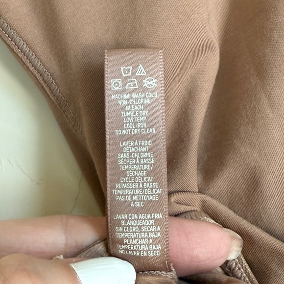 Skims Fits Everybody Square Neck Thong Bodysuit Sienna Brown Women Size Large - Picture 10 of 10